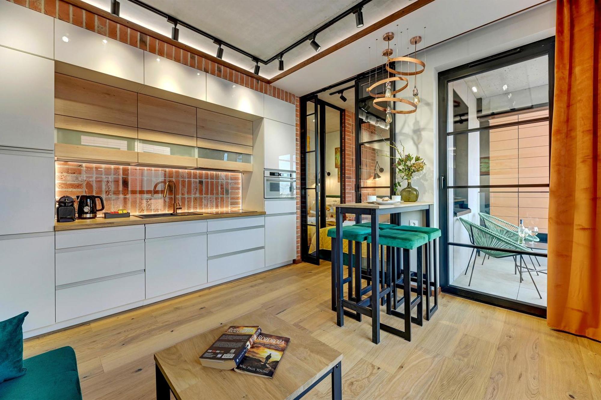 Doki Living & Foodhall By Downtown * Gdaňsk